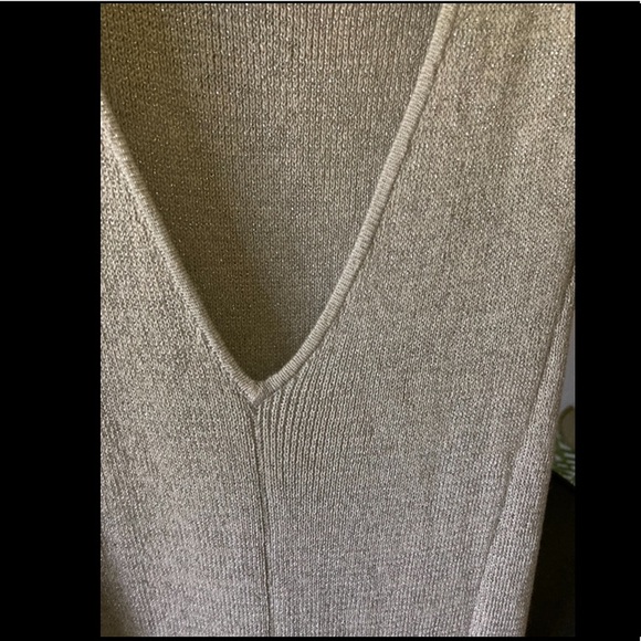 Tea-length Silver Knit Dress - Picture 6 of 9